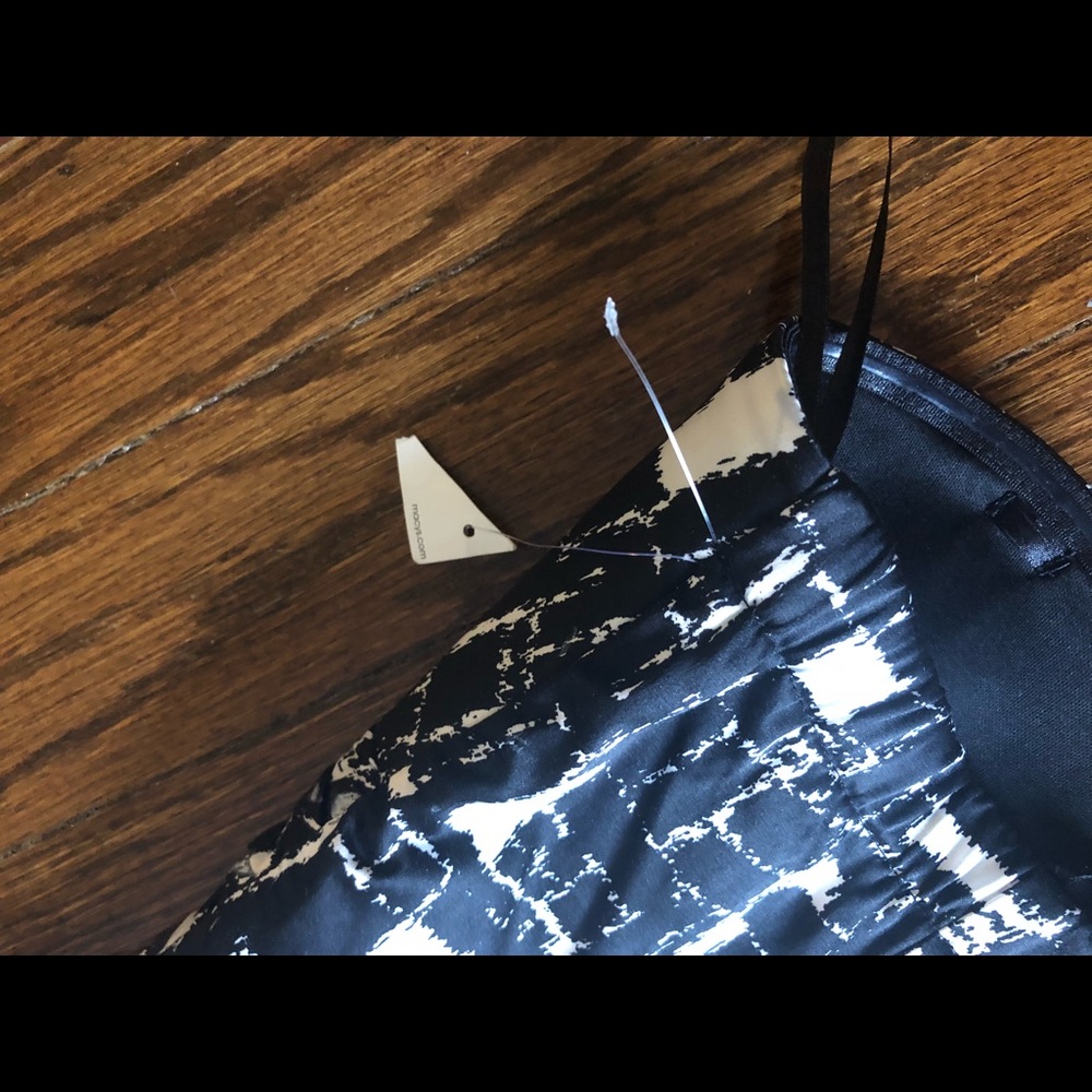 Bar III Abstract ♠️ Mini Dress - Picture 4 of 6